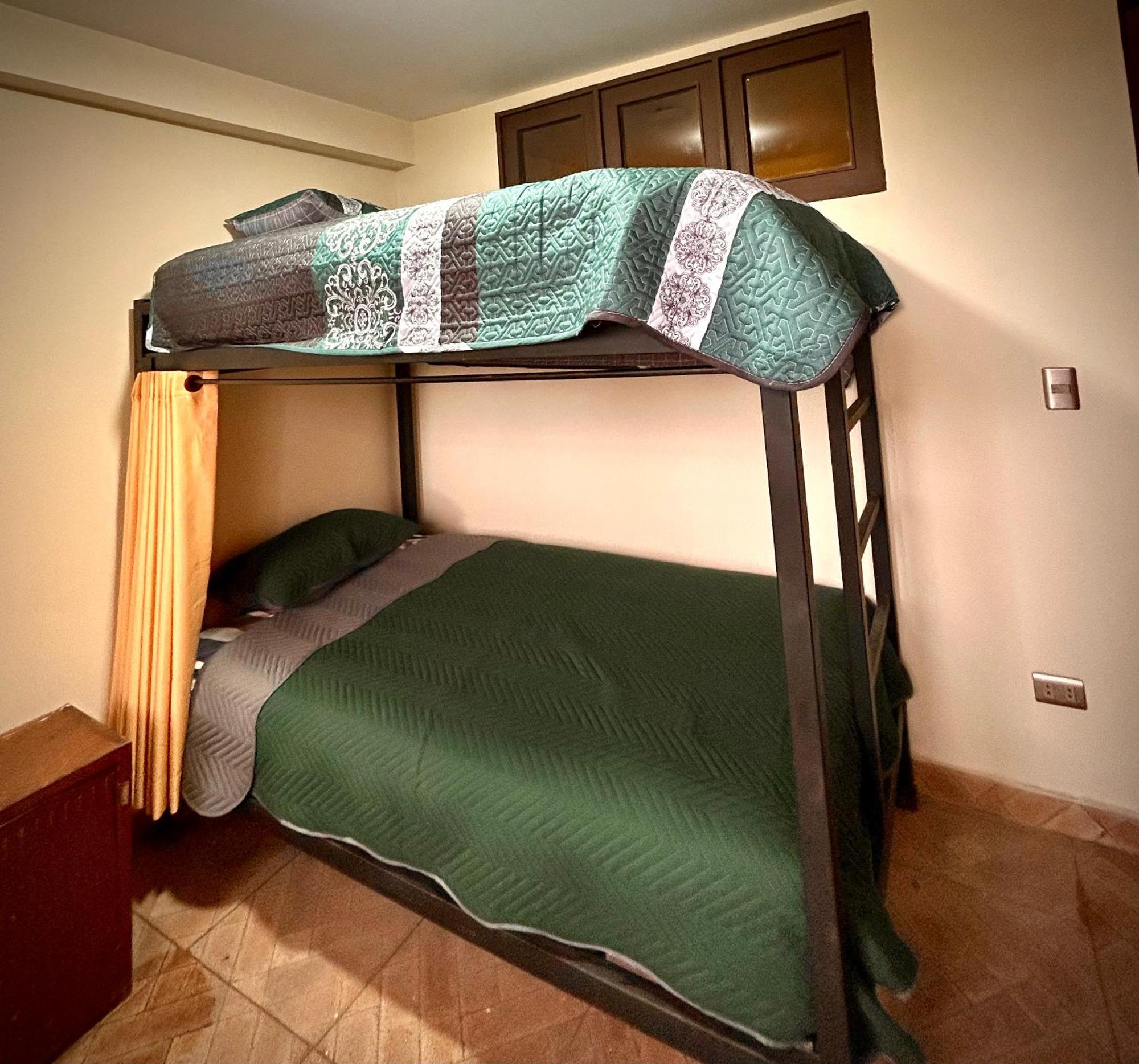 Villa Camila Hostel Coroico Zimmer foto